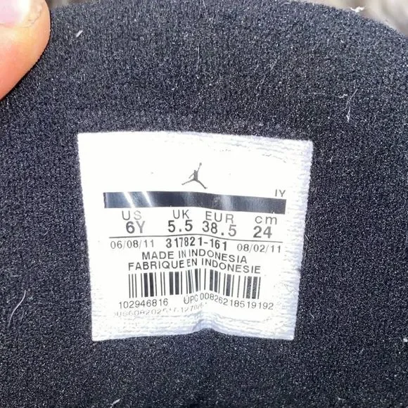 Nike Air Jordan size 6Y - 317821-161 White/Black - Picture 7 of 9